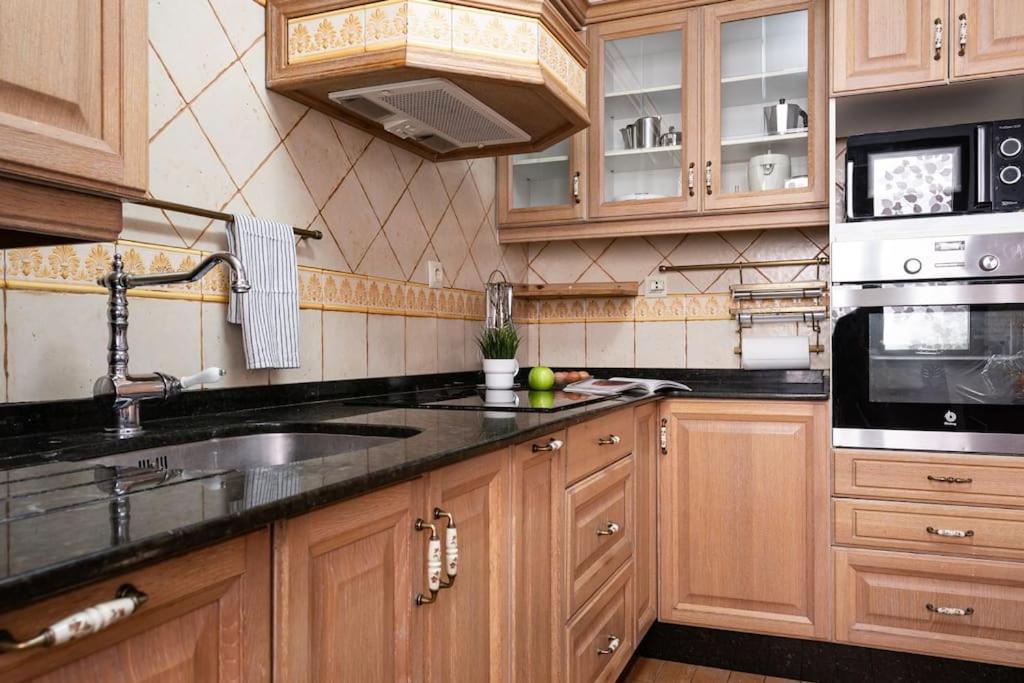 Apartamento Chary Daire Gijón Dış mekan fotoğraf